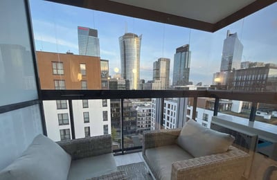 Alquiler de un elegante apartamento amueblado de 2 habitaciones, 45 m², Wola, Varsovia, Polonia